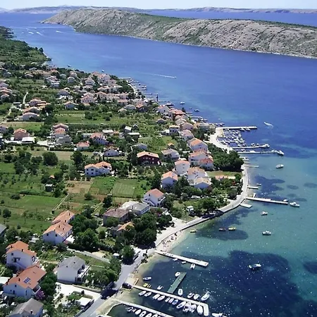 Seafront On The Island Of Rab דירה *